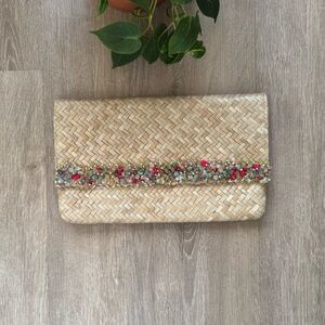 Vintage Crystal Beaded Straw Woven clutch